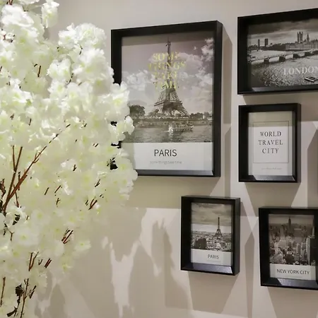 아파트 La Grand - New Bazaar 티라나